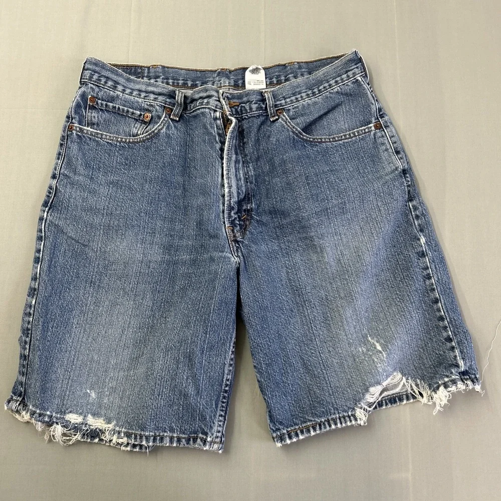 VTG Levi's 550 Jean Shorts Baggy Y2K Distressed Whisker Fade Men's Size 38